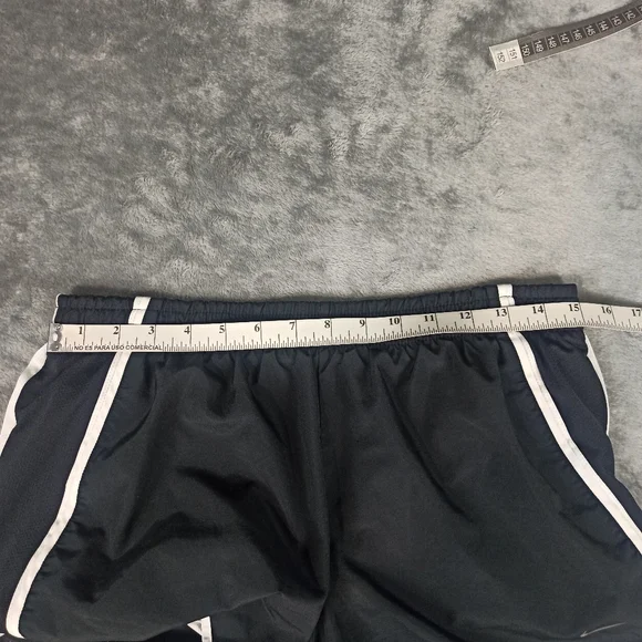 Nike Women's Black Athletic Dri-fit Shorts Lined Size Medium - Picture 10 of 10